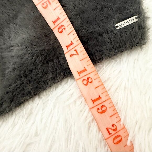 Women Hollister Fuzzy Tank Top with Butterfly Accent in Charcoal Size Medium - Picture 4 of 6